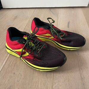 Newton Gravity Red and Black Running Shoes
